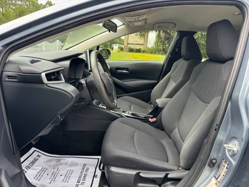 Used 2020 Toyota Corolla LE FWD image 10