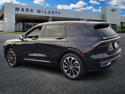 Certified 2024 Lincoln Nautilus Reserve AWD/4WD image 6