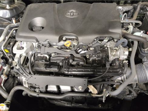 Used 2021 Toyota Camry SE image 30