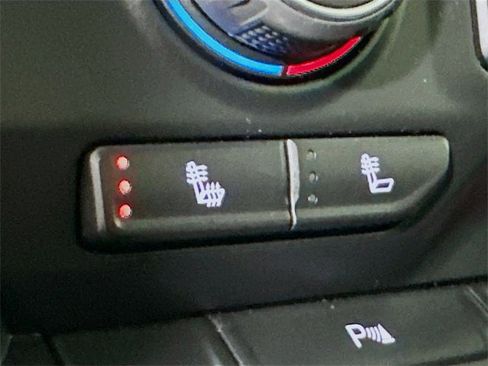 Used 2022 Chevrolet Silverado 1500 RST image 11