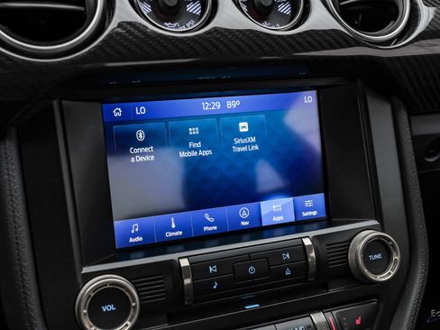 Used 2022 Ford Mustang Shelby GT500 w/ Technology Package RWD image 77