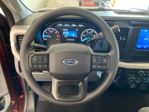 New 2026 Ford F250 XLT w/ FX4 Off-Road Package AWD/4WD image 13