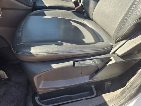 Used 2019 Ford Transit Connect XL image 18