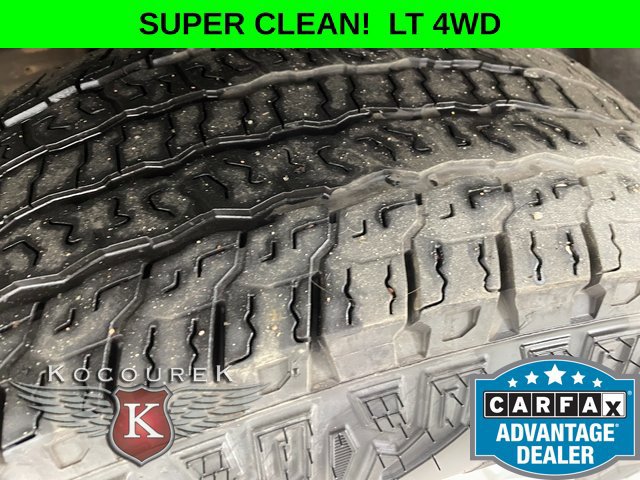 Used 2024 Chevrolet Silverado 1500 LT AWD/4WD image 8