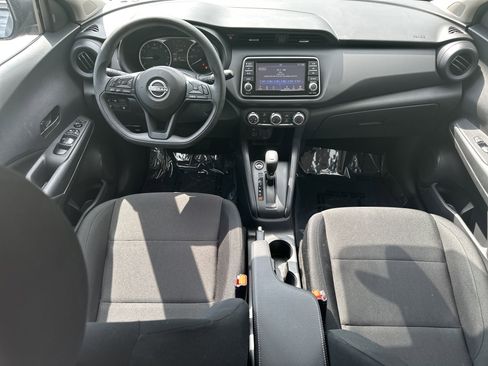 New 2024 Nissan Kicks S image 22