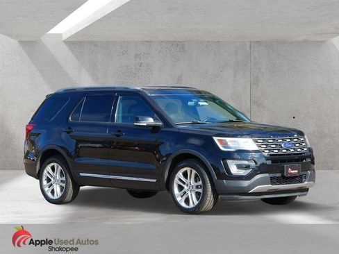 Used 2016 Ford Explorer XLT w/ Equipment Group 202A AWD/4WD image 1