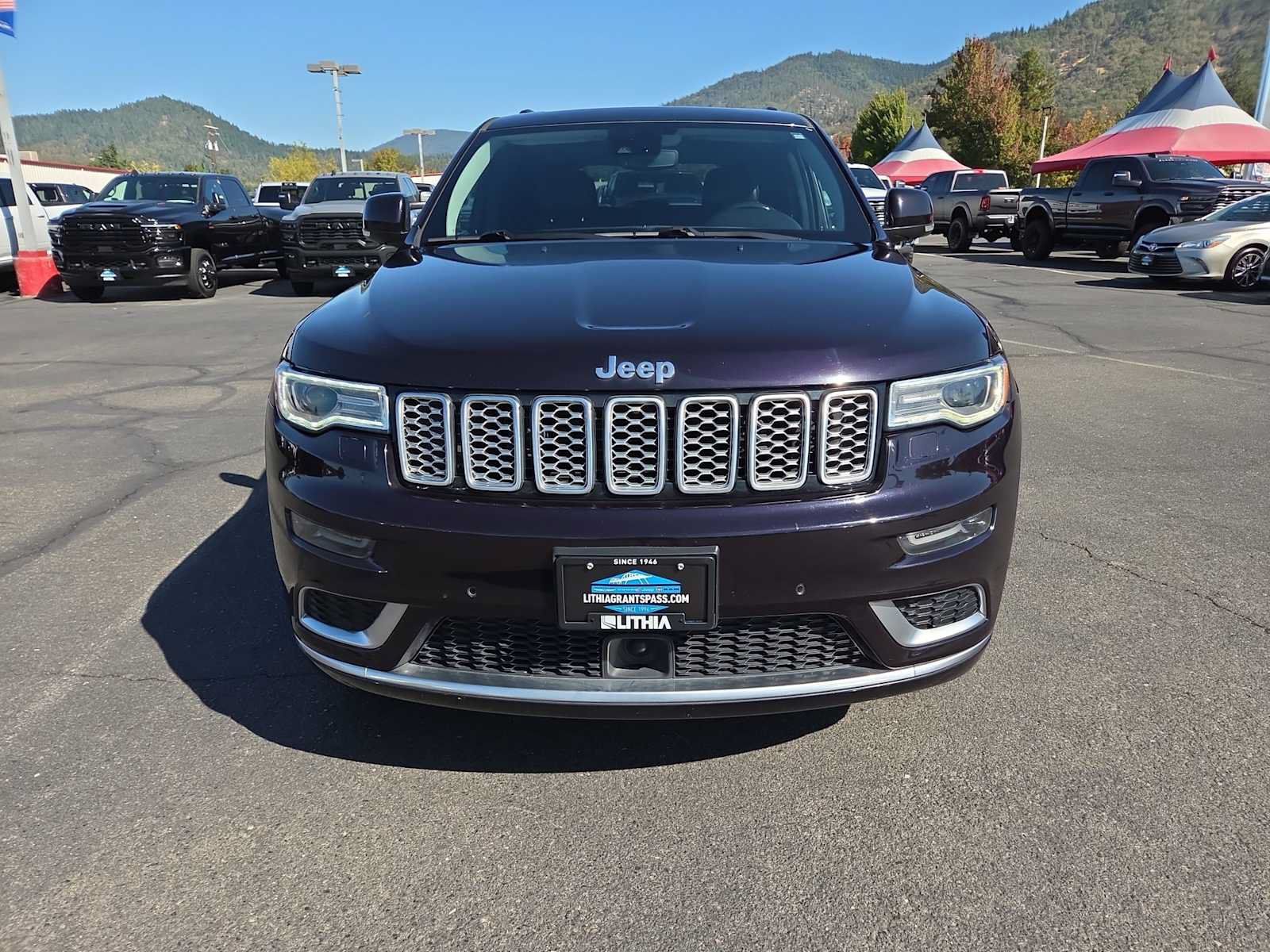 Used 2018 Jeep Grand Cherokee Summit w/ Platinum Series Group AWD/4WD image 14