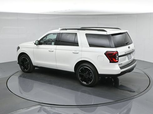 Used 2023 Ford Expedition Limited AWD/4WD image 48