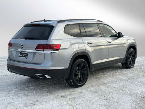 Used 2022 Volkswagen Atlas SE image 3