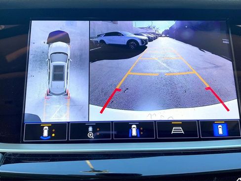 Certified 2023 Cadillac XT5 Premium Luxury w/ Technology Package image 28