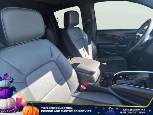 Used 2024 Chevrolet Colorado W/T w/ Advanced Trailering Package image 30