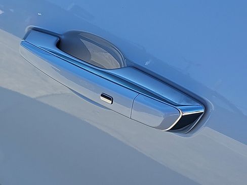 New 2026 GMC Acadia Denali w/ Super Cruise Package image 10