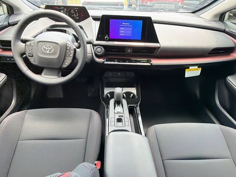 New 2026 Toyota Prius Plug-In Hybrid FWD image 22