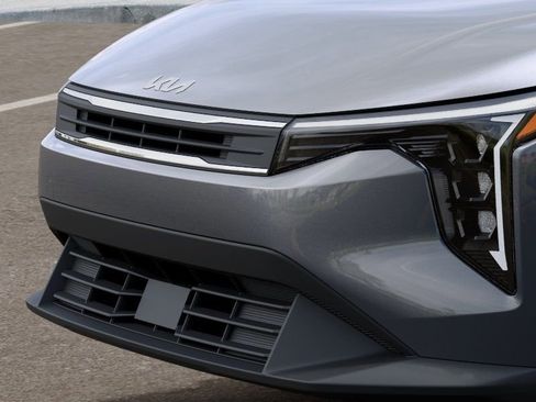 New 2026 Kia K4 LXS FWD image 12