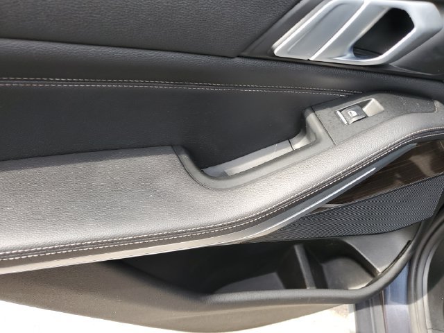 Used 2019 BMW X5 xDrive40i w/ Premium Package 2 AWD/4WD image 16