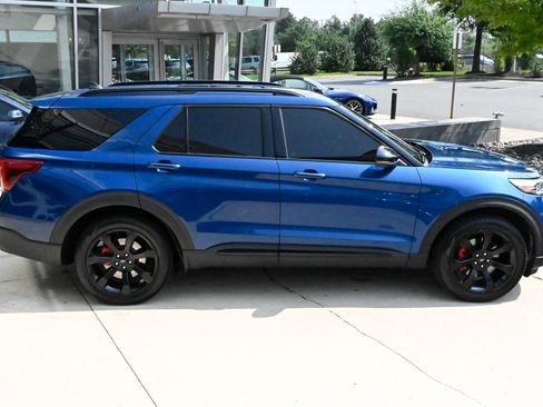Used 2023 Ford Explorer ST w/ Equipment Group 401A AWD/4WD image 4