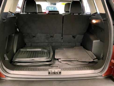 Used 2018 Ford Escape SEL image 34