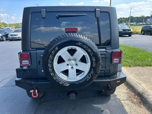 Used 2007 Jeep Wrangler Unlimited Sahara image 6