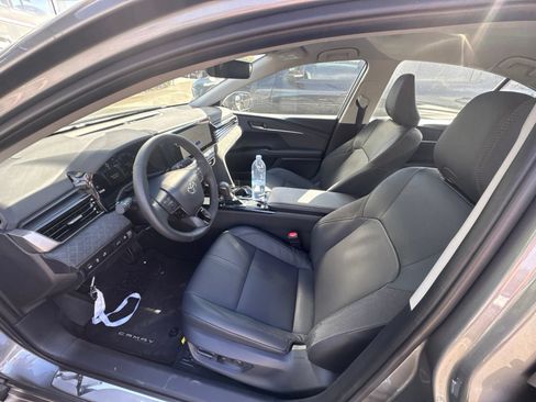 Used 2026 Toyota Camry XLE FWD image 8