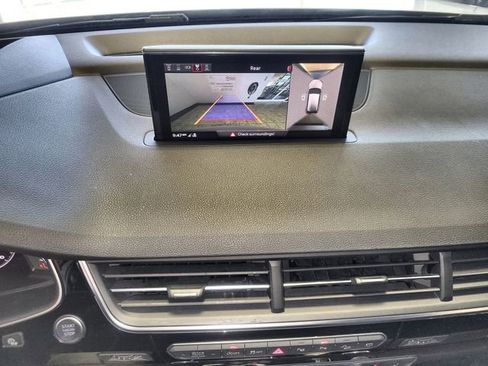 Used 2019 Audi Q7 3.0T Prestige w/ Prestige Package image 17