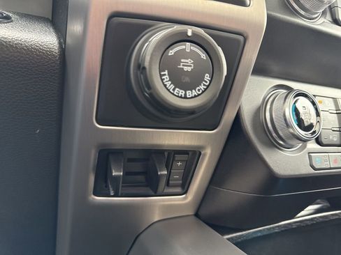 Used 2020 Ford F150 Platinum w/ Equipment Group 701A Luxury image 37