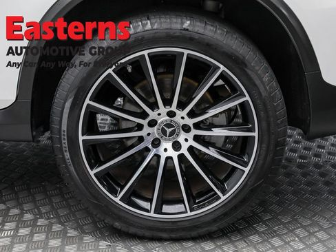 Used 2023 Mercedes-Benz GLC 300 4MATIC Coupe image 8