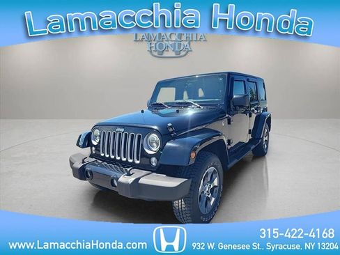 Used 2018 Jeep Wrangler Unlimited Sahara AWD/4WD image 1