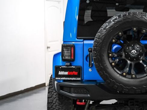 Used 2016 Jeep Wrangler Unlimited Rubicon AWD/4WD image 37