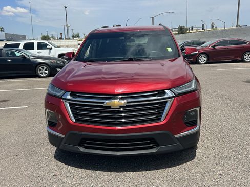 Used 2023 Chevrolet Traverse LT FWD image 8