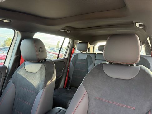 New 2026 Mercedes-Benz GLB 35 AMG 4MATIC image 18