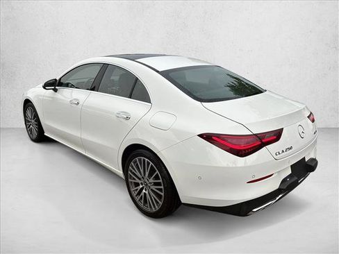 Used 2025 Mercedes-Benz CLA 250 4MATIC image 7