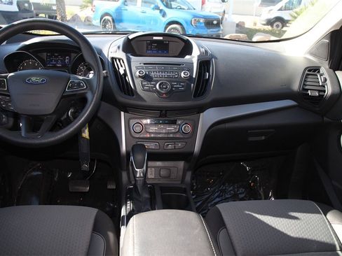 Certified 2018 Ford Escape SE image 20