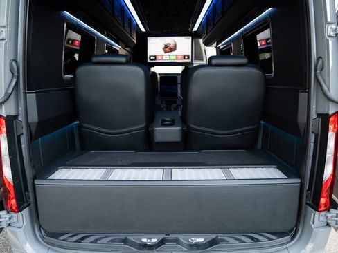 Used 2019 Mercedes-Benz Sprinter 4x4 170 image 26