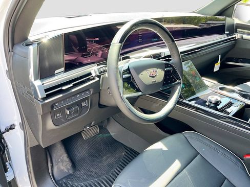 New 2026 Cadillac Escalade Sport w/ Touring Package AWD/4WD image 16