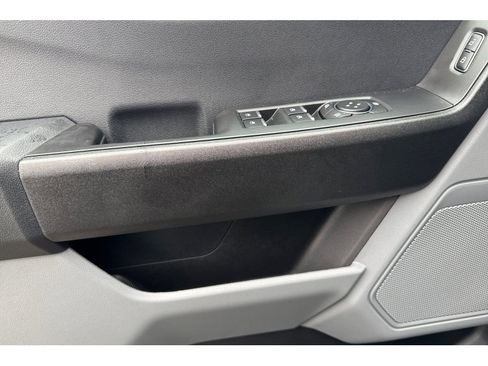 New 2024 Ford F550 4x4 SuperCab Super Duty image 11