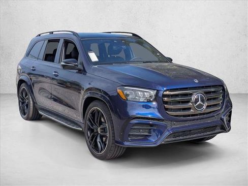 New 2026 Mercedes-Benz GLS 580 4MATIC image 7