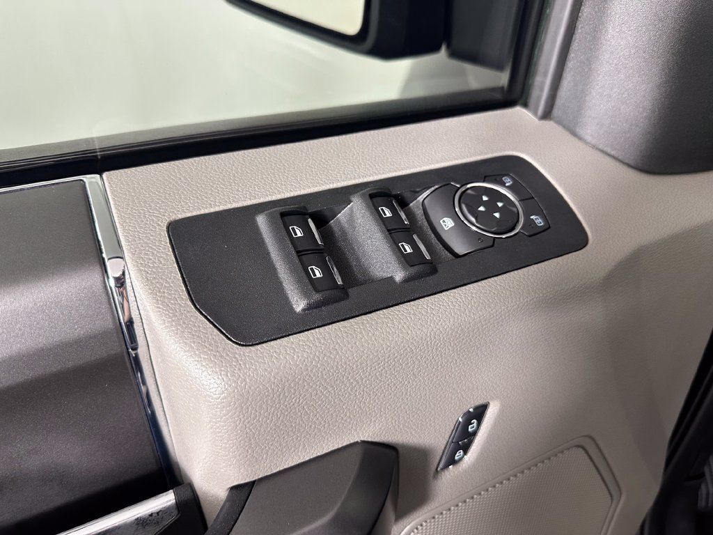 Used 2019 Ford F150 XLT w/ Equipment Group 302A Luxury AWD/4WD image 25