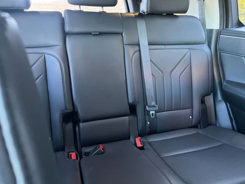 Used 2025 Hyundai Santa Fe SEL image 33