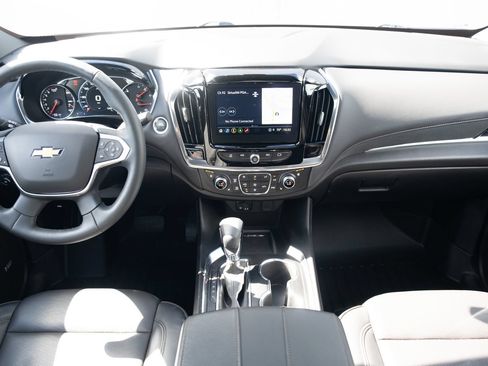 Used 2023 Chevrolet Traverse High Country AWD/4WD image 23