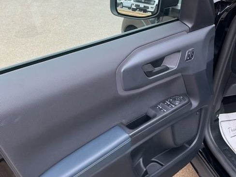 Used 2024 Ford Bronco Sport Outer Banks w/ Tech Package image 17