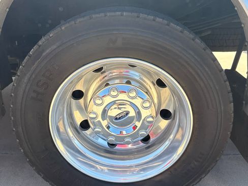 Used 2017 Ford F450 Lariat w/ Chrome Package image 12