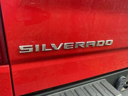 Certified 2022 Chevrolet Silverado 1500 RST image 6