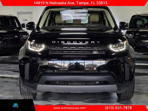 Used 2019 Land Rover Discovery SE image 6