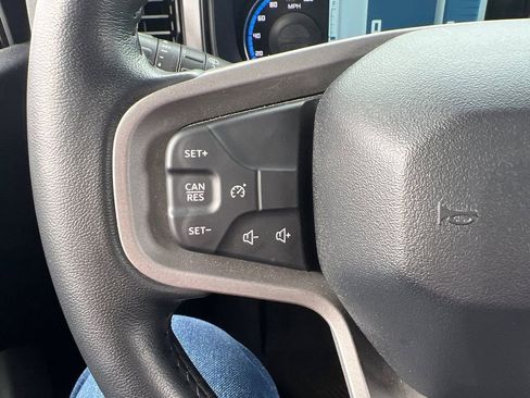Used 2023 Ford Bronco Black Diamond AWD/4WD image 15