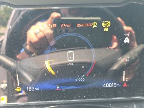 Used 2024 Chevrolet Trax RS w/ Sunroof Package FWD image 13