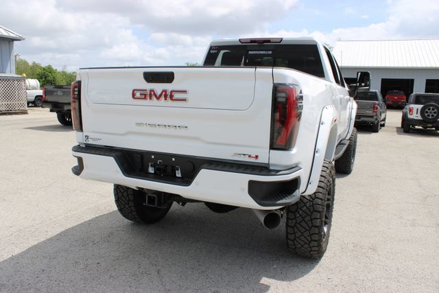 Used 2024 GMC Sierra 2500 AT4 w/ AT4 Premium Plus Package AWD/4WD image 12