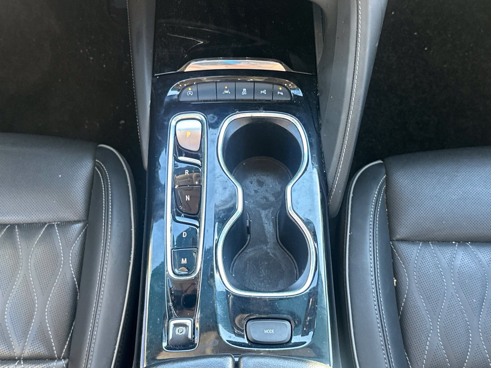 Used 2023 Buick Envision Avenir FWD image 17