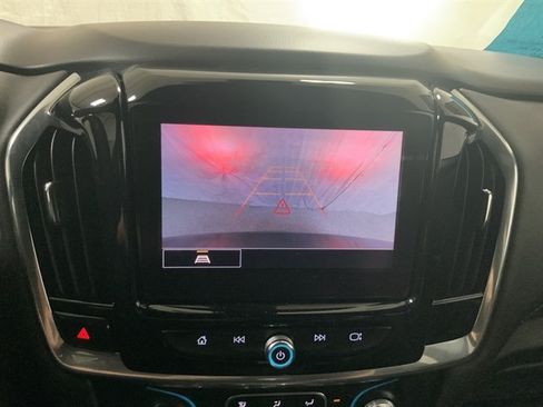 Used 2023 Chevrolet Traverse LT AWD/4WD image 36