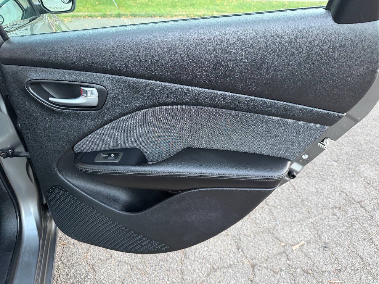 Used 2013 Dodge Dart SE w/ Value Group FWD image 13