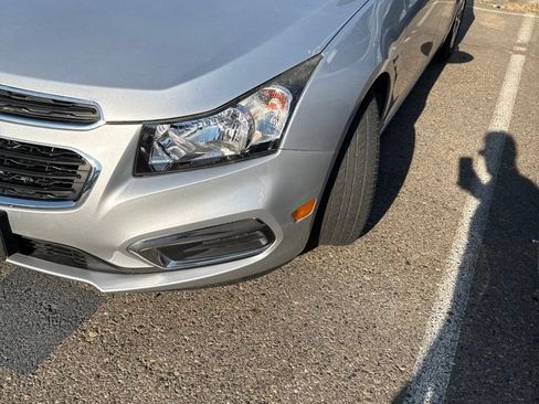 Used 2016 Chevrolet Cruze LS FWD image 1